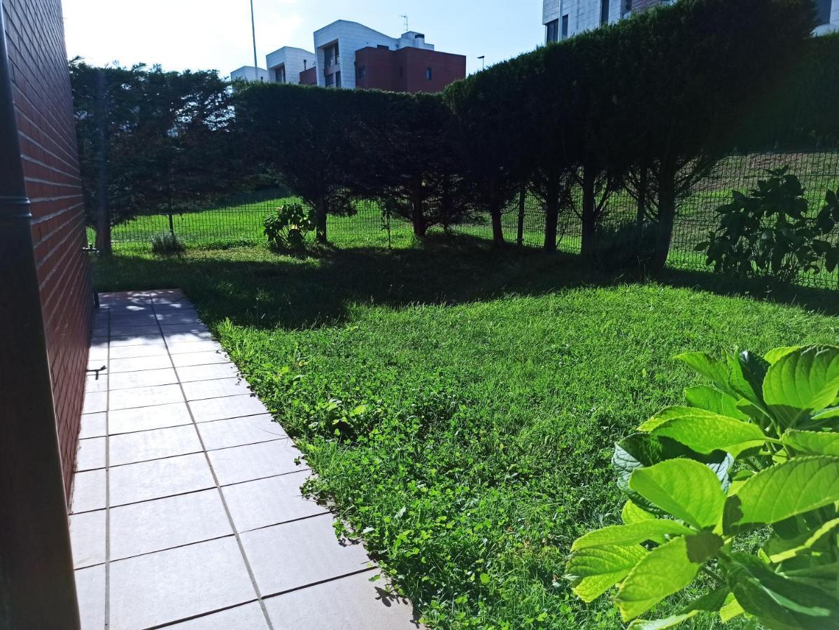 Bajo Con Jardin Privado Apartment Santander Exterior photo